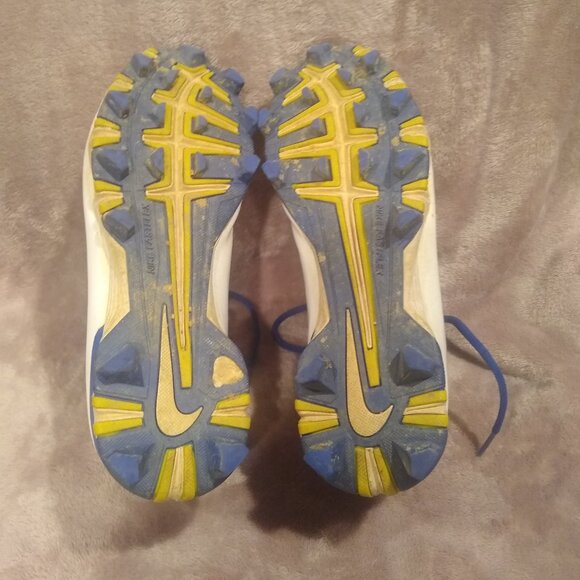 Nike Baseball/Softball Cleats - Picture 3 of 3